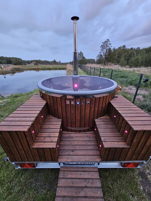 Gorąca balia jacuzzi wynajem