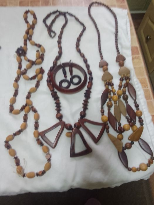 Особисті вживані речі/біжутерія/