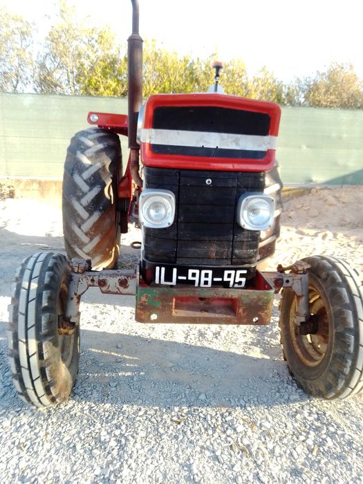 Trator Massey Fergunson