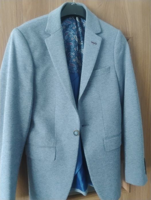 Sprawdzam męska marynarkę marki Frappoli