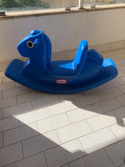 Cavalo baloiço para exterior