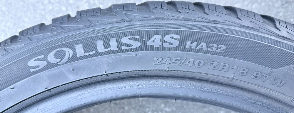 245/40 18 Kumho Solus 4S HA32  2 шт