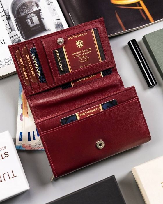 portfel damski na zatrzask ze skóry naturalnej - peterson