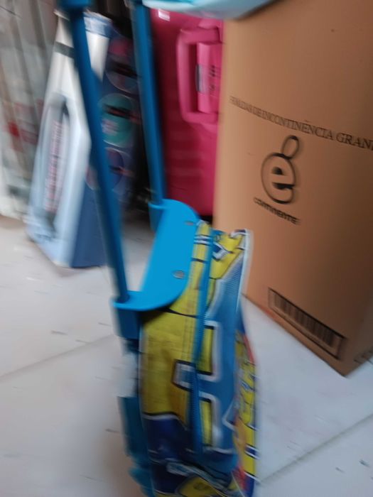 Mala de criança com troley