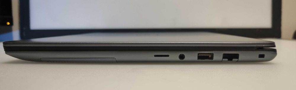 Dell Vostro 5590 i7-10510U 16GB RAM SSD 512GB MX250 Windows 11