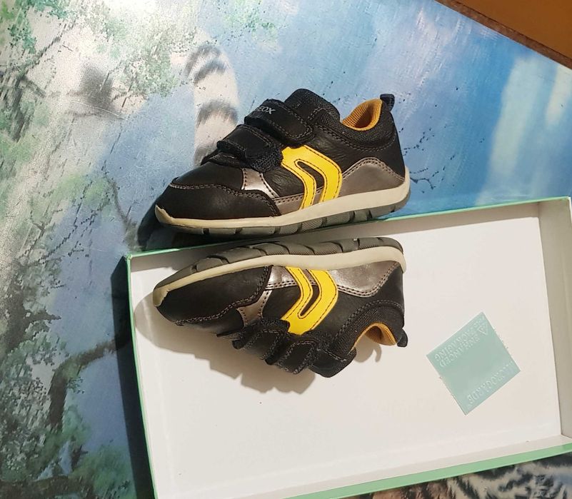 Кроссовки GEOX размер 23