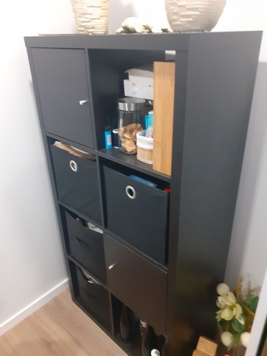 Conjunto de móveis de sala e sofá