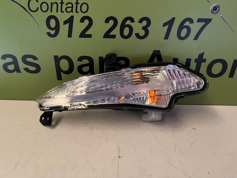 Peugeot 308 II - Farol Pisca Esquerdo (novo/Hella) - FF859
