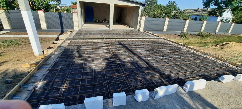 Будуємо для вас!