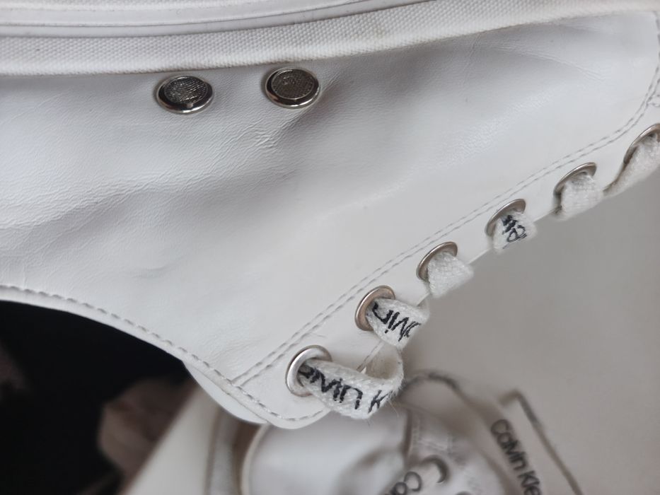 Calvin Klein жіночі кеди білі оригінал 38