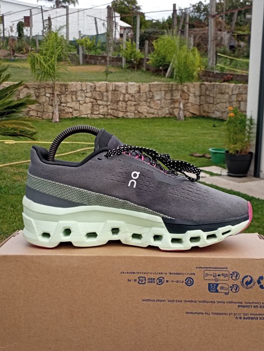 Sapatilhas Running On Cloud Monster 2 tamanho 39