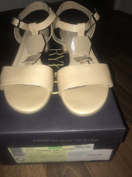 Продам женские польские босоножки RYLKO.