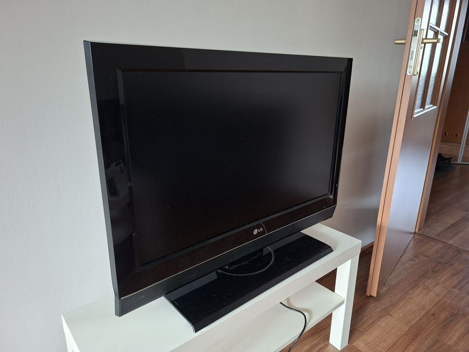 Telewizor LG 32LC52 32 cale retro gry