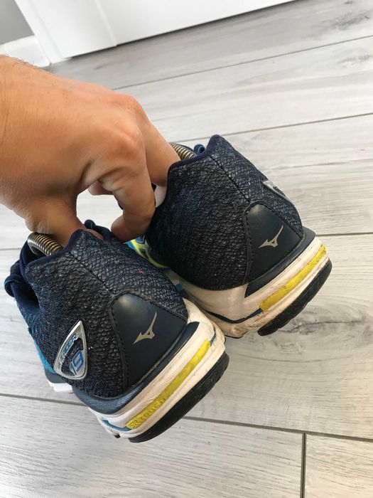 Buty Mizuno Wave Rider 19 rozm. 42,5