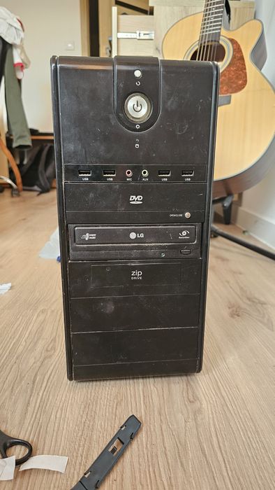 Komputer stacjonarny