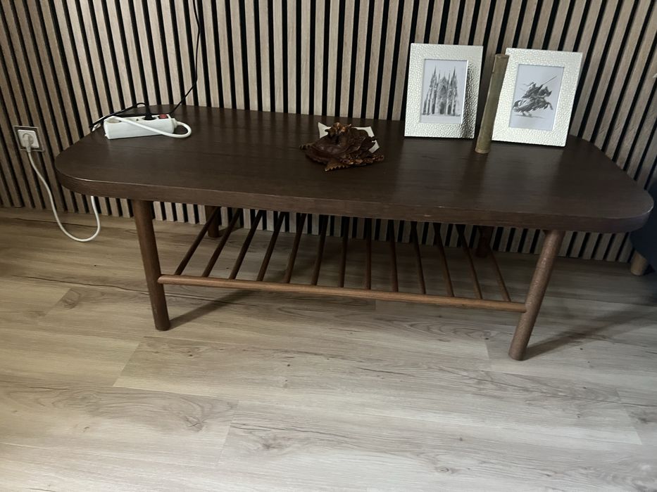 Mesa de centro de madeira