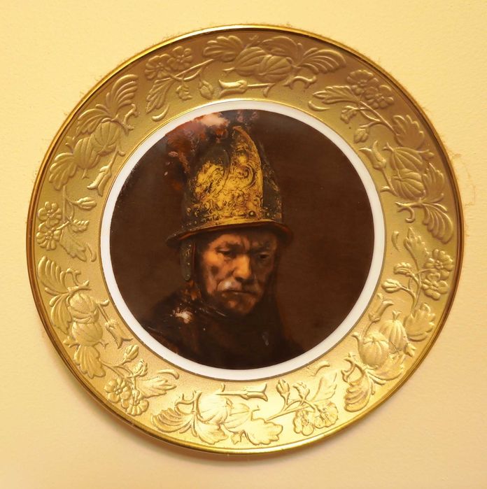 Дешево винтажная коллекция настенных декоративных фарфоровых тарелок