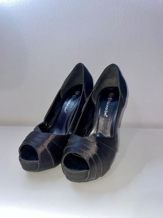 Sapatos de salto - Calçado Guimarães
