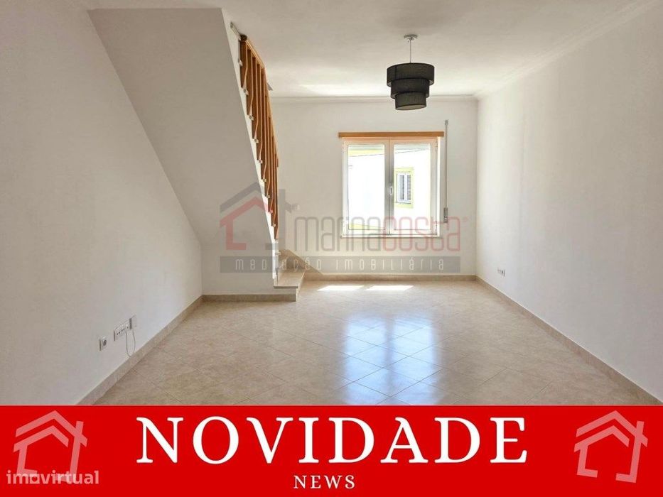Duplex 1-Bedroom Apartment with Garage in Atouguia da Baleia