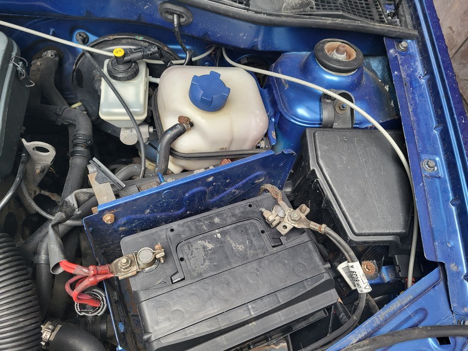 Продам дачія логан один власник з салону