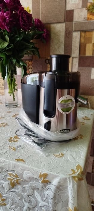 Соковитискач Rotex RJW500-S