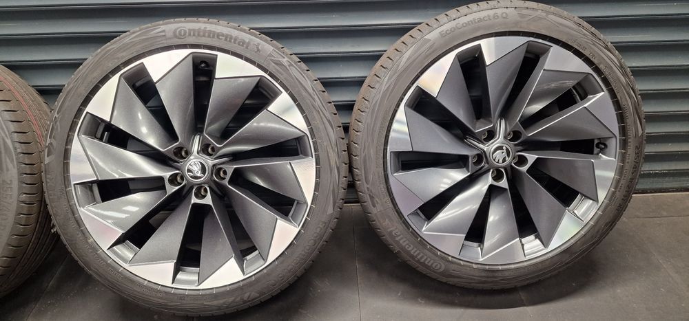 Koła letnie SKODA ENYAQ iV 21 cali oryginalne