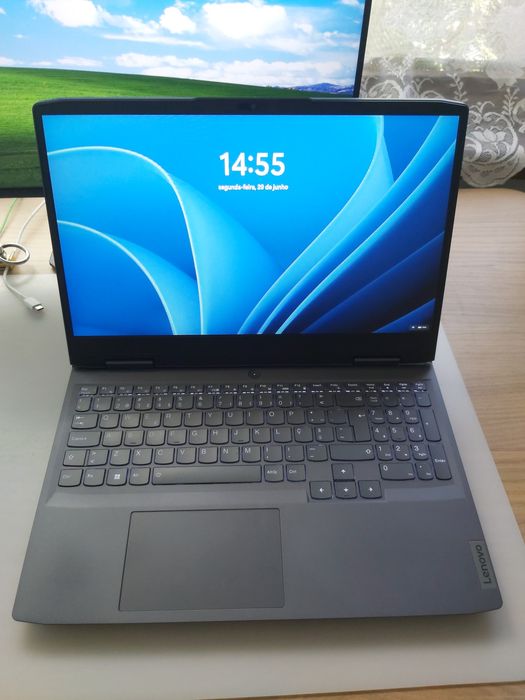 Lenovo LOQ 15APH8 Ryzen 5 7640HS GTX 4060 16GB RAM
