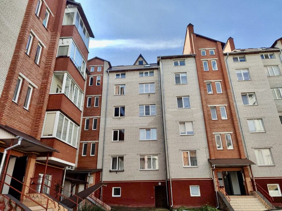 Продається 3-кімнатна квартира в новобудові. Чортків