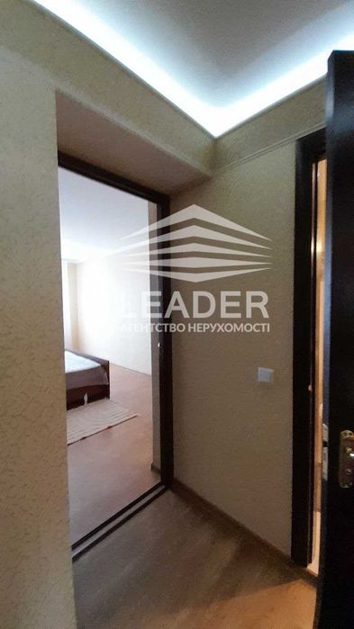 Сдам 3х.Поділля-СТИЛЬНА-УКОМПЛЕКТОВАНА- Нова вбуд. кухня-Нова техніка!