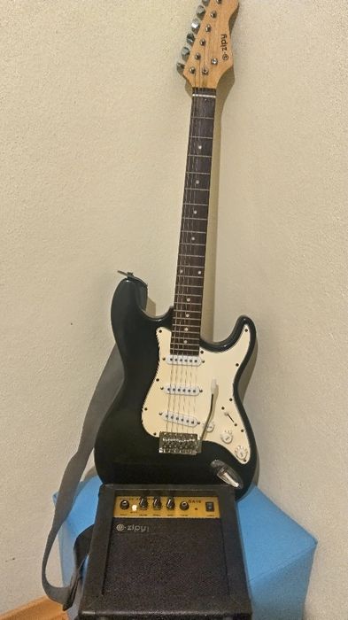 Guitarra Zippy + Amplificador (Sem Cabo)