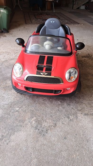 Carro de criança a bateria