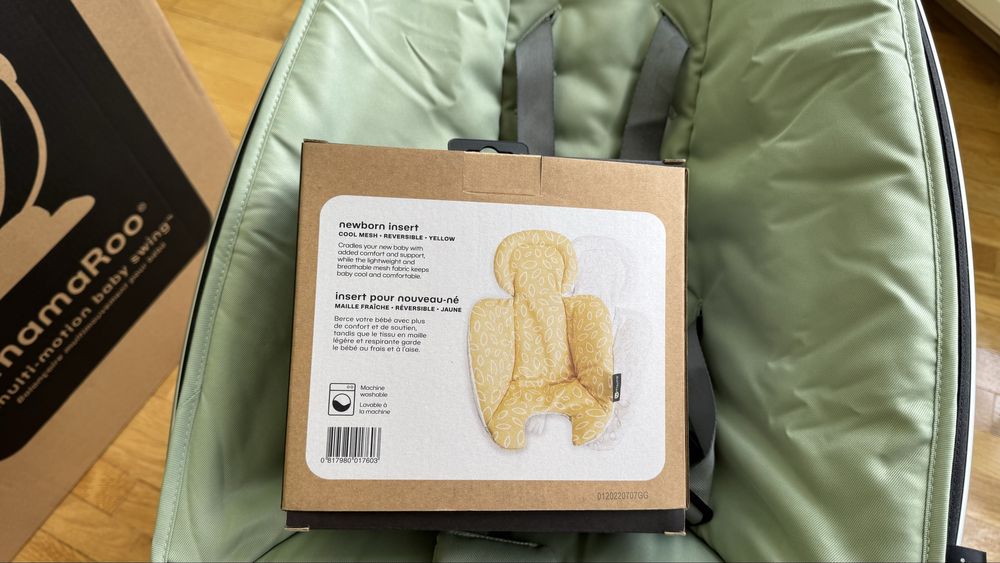 Заколисуючий центр 4moms mamaRoo 5.0 + підкладка для новонароджених