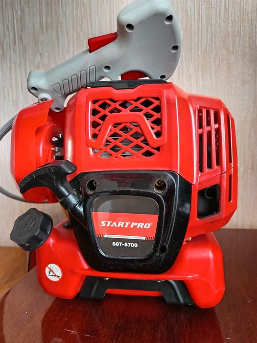 Продам бензокосу START PRO STG-5700.