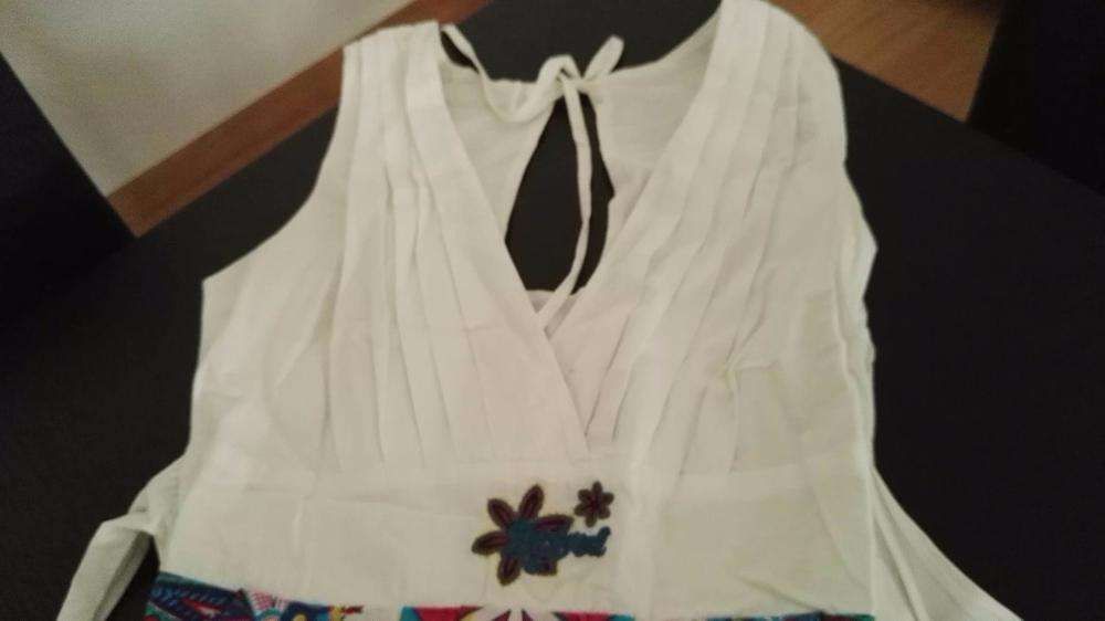 Vestido DESIGUAL modelo rodado, tamanho 36/38