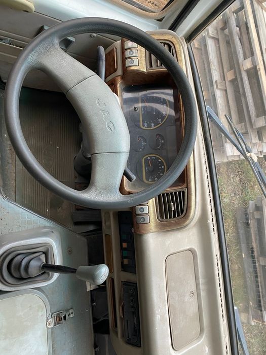 Продаж-аренда автобуса 18 мест