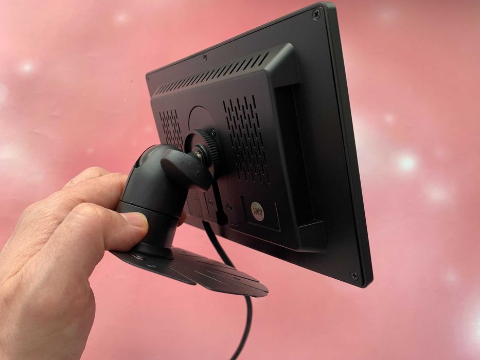 Очень качественный AHD монитор с QLED матрицей