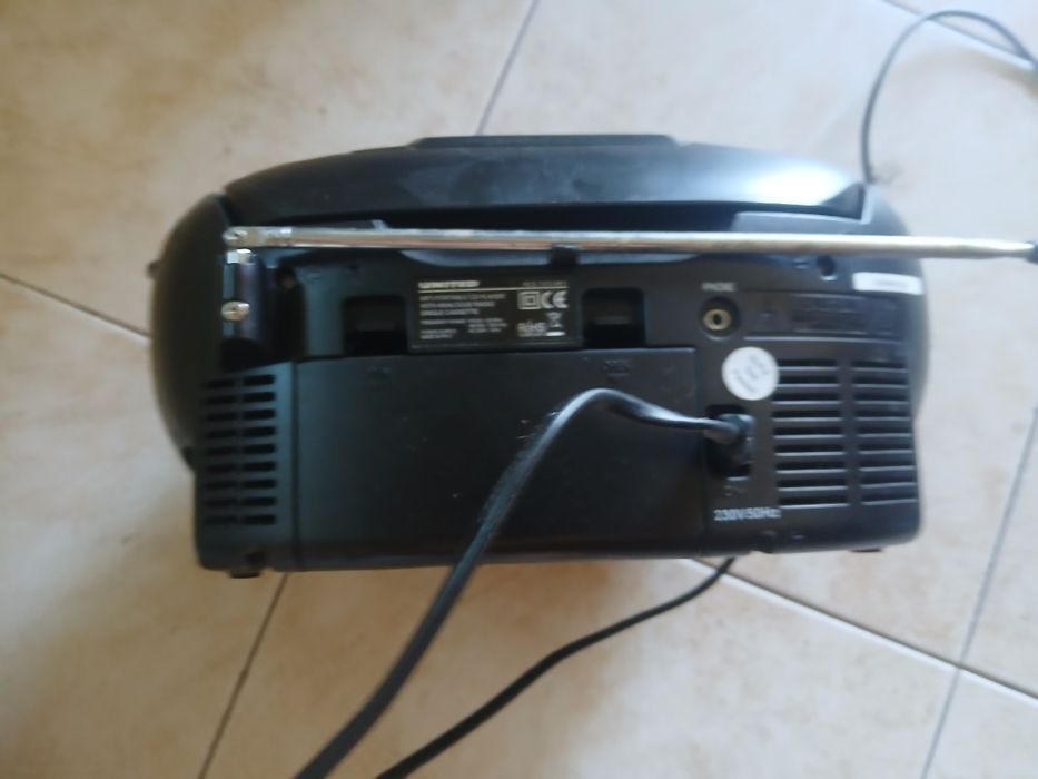 Rádio em bom estado