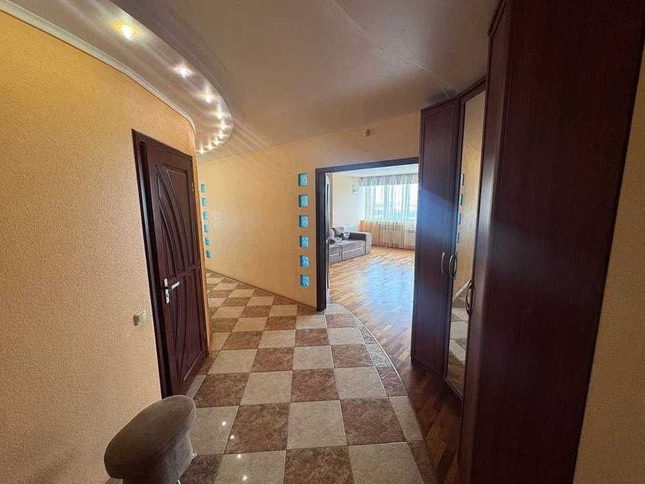 пр Берестейський 103, простора 4к, м Житомирська,Святошино