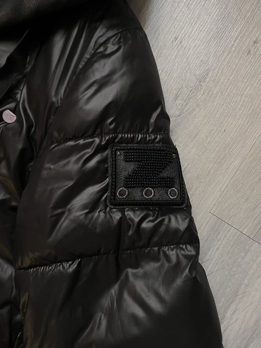 Зимова жіноча курточка