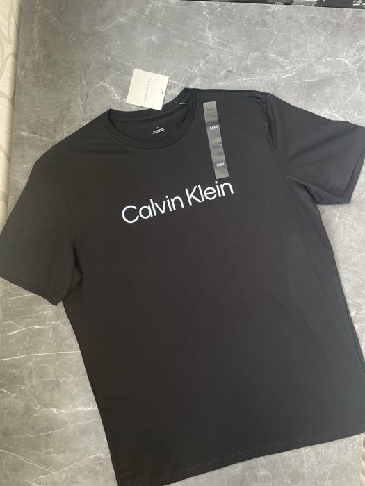 Футболка Calvin Klein Standard Logo (оригінал) розмір: М
