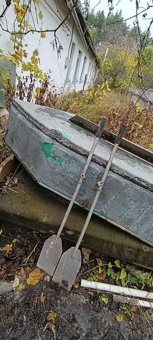 Продам лодку одномісну