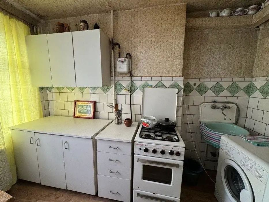 3К Китайская стена Победа-5 квартира Продам Героев 12