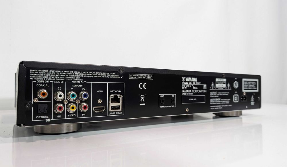 Програвач Blu-Ray/DVD/CD дисків Yamaha BD-S667,має HDMI/USB/ЦАП/Dolby
