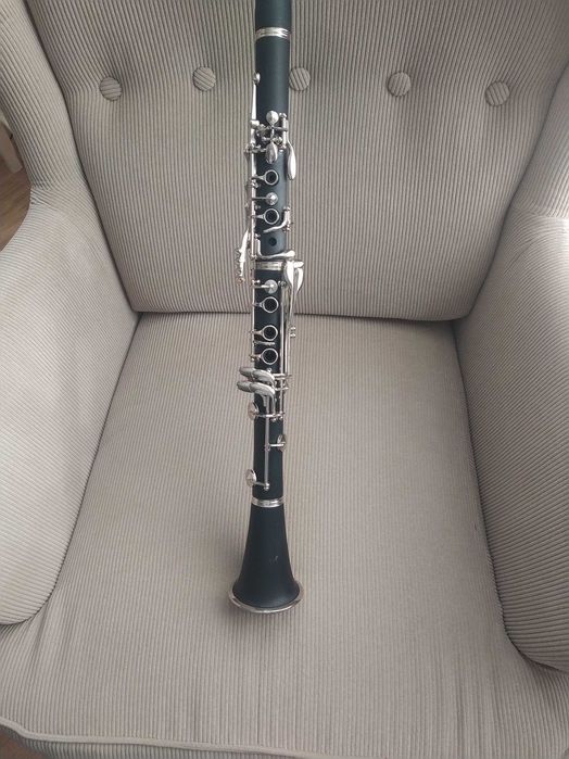 Clarinete novo Millbrook com pastilhas Yamaha