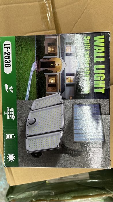 Holofote com painel solar led ultra potente