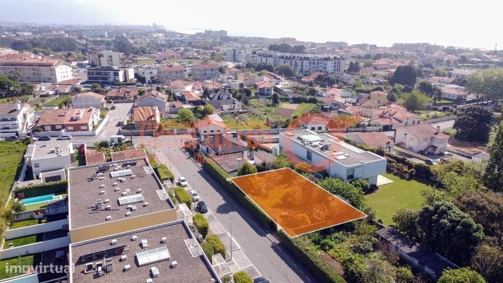Plot of Land with Approved Project | São Félix da Marinha