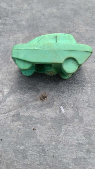 Игрушка – киндер «Тугарин», стикезы.