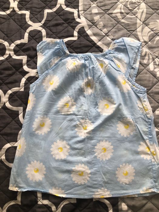 Bluzka koszulka T-shirt dziewczęca kwiaty H&M rozmiar 110