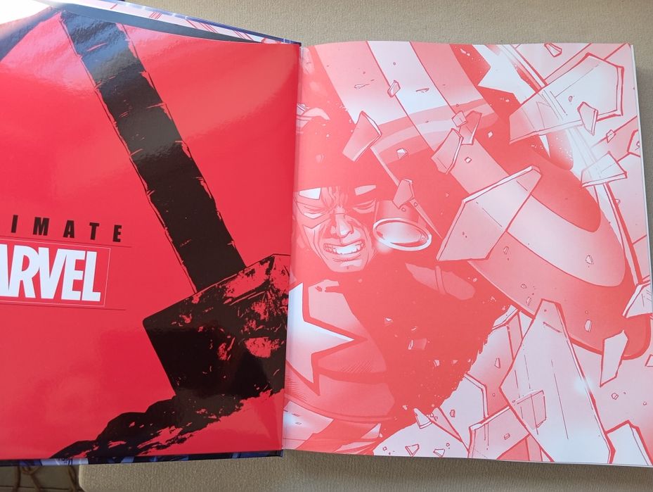 Super livro Ultimate Marvel