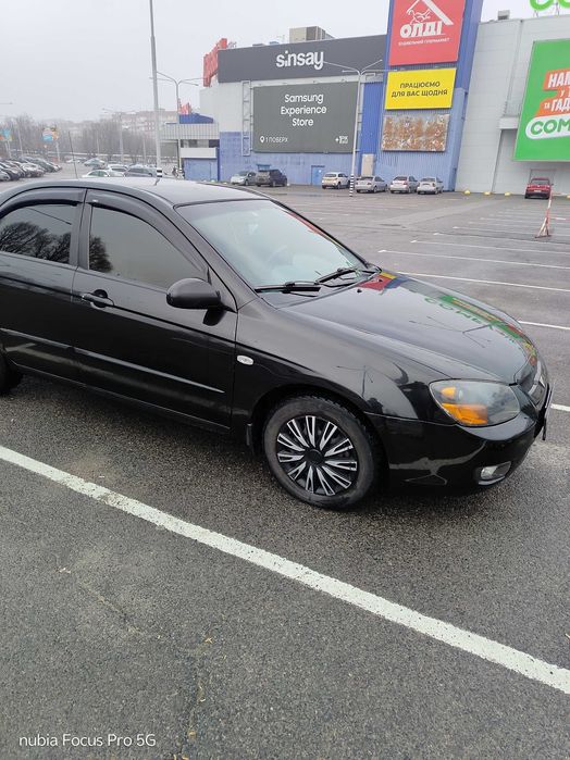 Автомобиль Киа Серато
